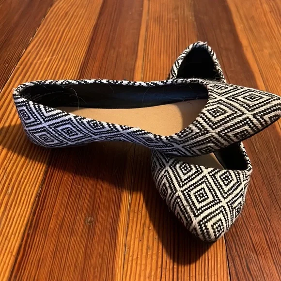 MIA Zander Pointed Ballet Flats Slip On Shoes Women's Sz 6 - Picture 2 of 8